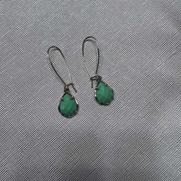 Kendra Scott drop earrings - Picture 1 of 1